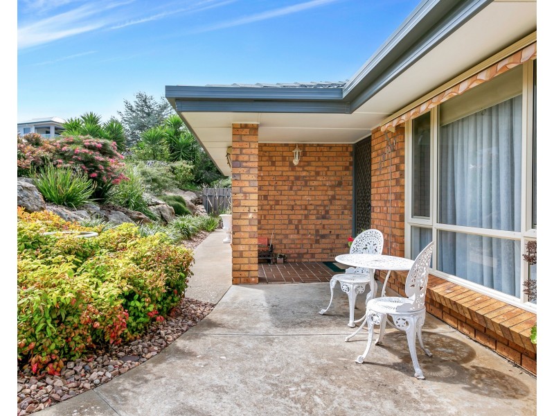 205 Perry Barr Road, Hallett Cove SA 5158