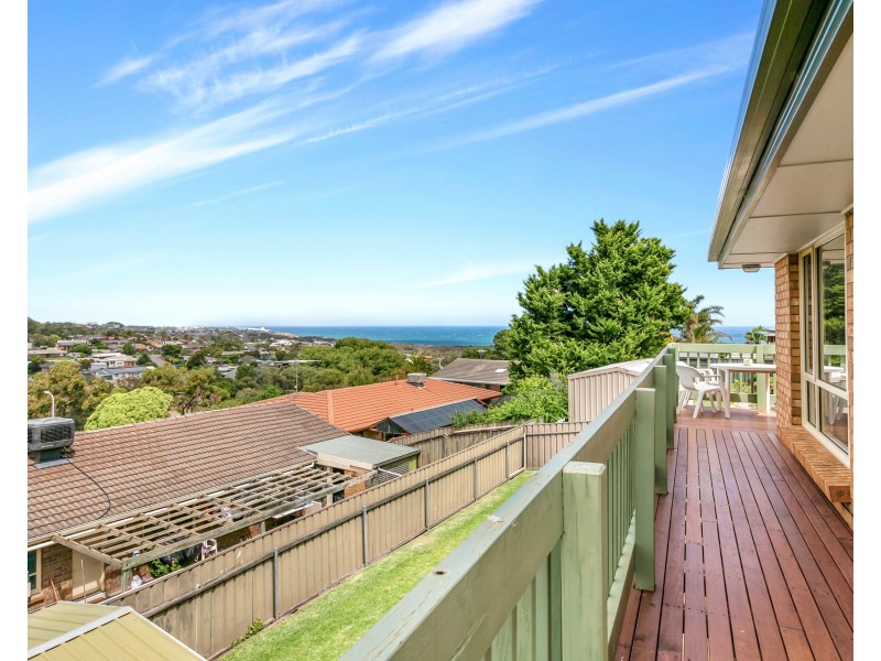 205 Perry Barr Road, Hallett Cove SA 5158