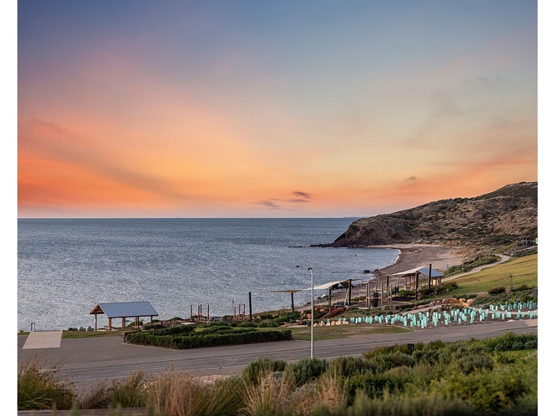 205 Perry Barr Road, Hallett Cove SA 5158