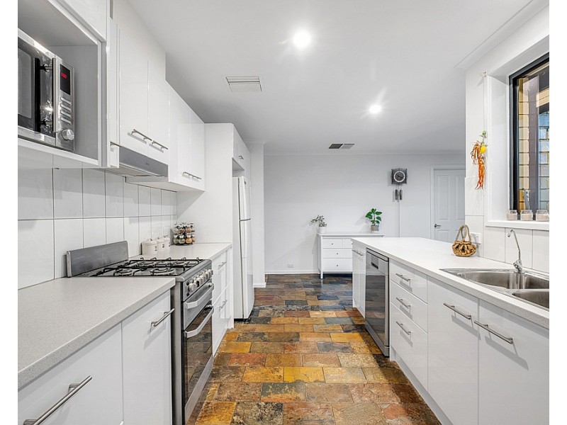 46 Gordon Street, Aldinga Beach SA 5173