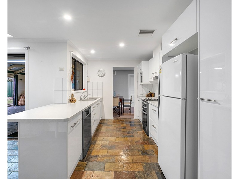 46 Gordon Street, Aldinga Beach SA 5173