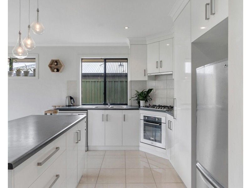 65 Brooklyn Drive, Hallett Cove SA 5158