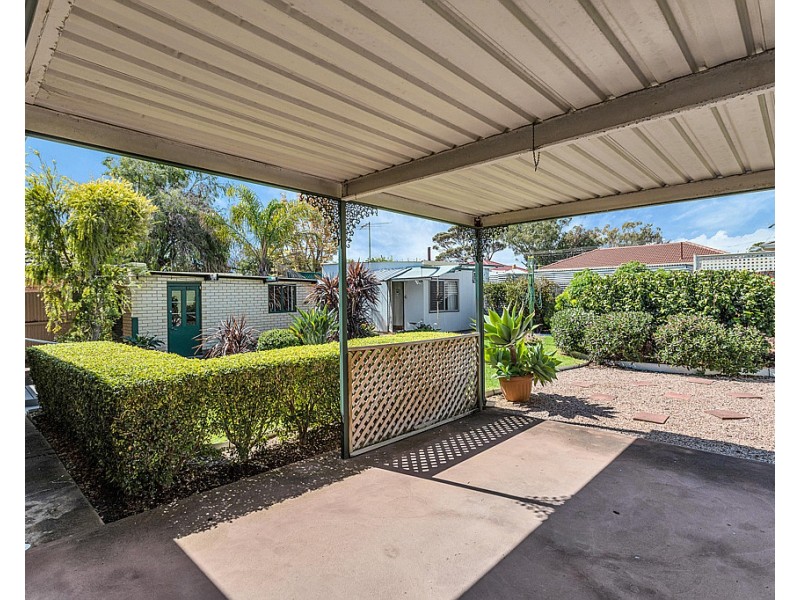 4 England Avenue, Port Noarlunga SA 5167