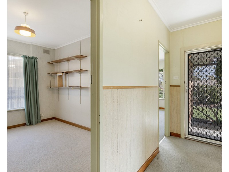 4 England Avenue, Port Noarlunga SA 5167