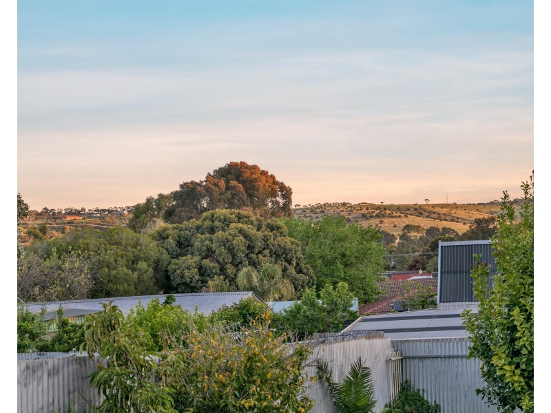 26 Lancing Court, Huntfield Heights SA 5163