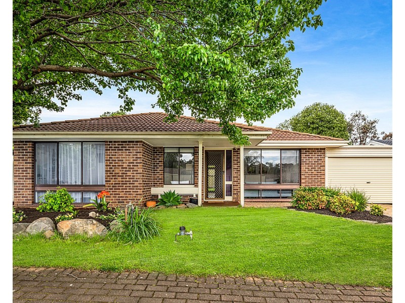 13 Southbound Avenue, Aberfoyle Park SA 5159