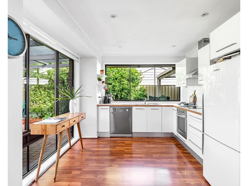 13 Southbound Avenue, Aberfoyle Park SA 5159