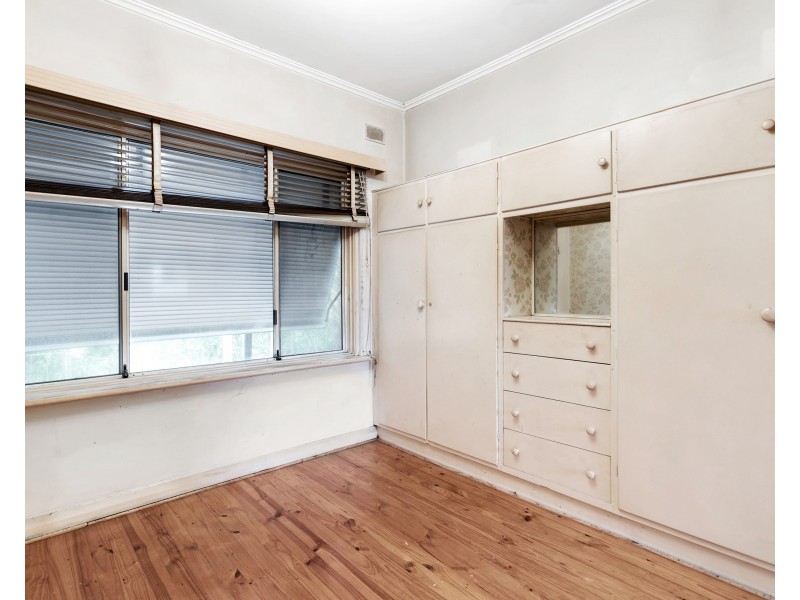 13 Godfrey Street, Darlington SA 5047