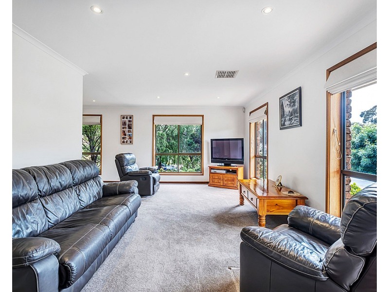 1 Rolls Court, Happy Valley SA 5159