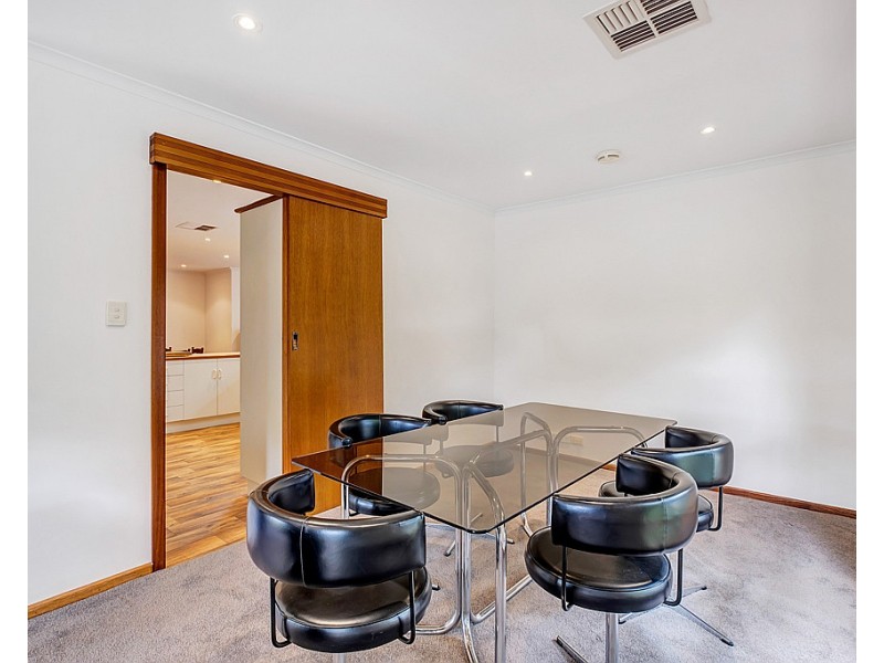 1 Rolls Court, Happy Valley SA 5159