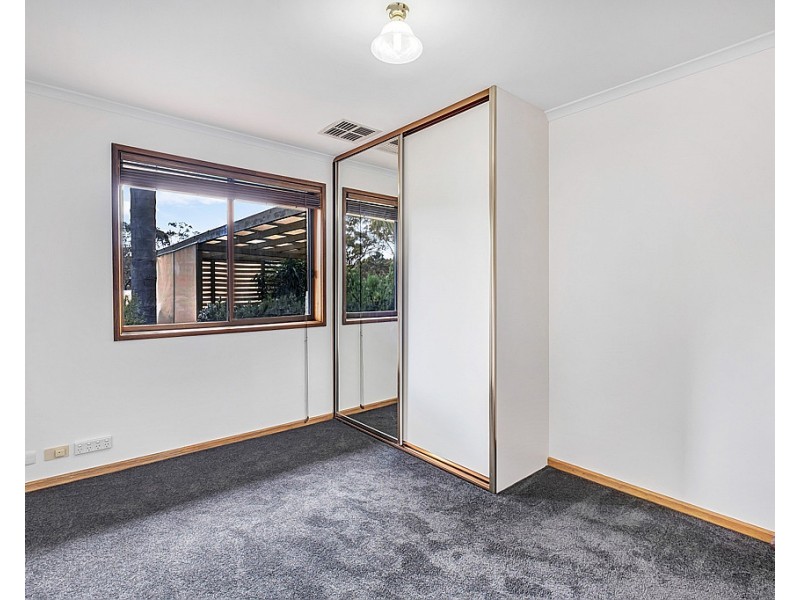 1 Rolls Court, Happy Valley SA 5159