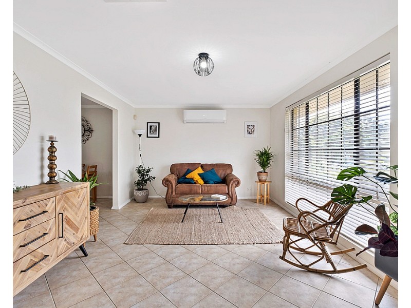 12 Kuantan Drive, Aberfoyle Park SA 5159