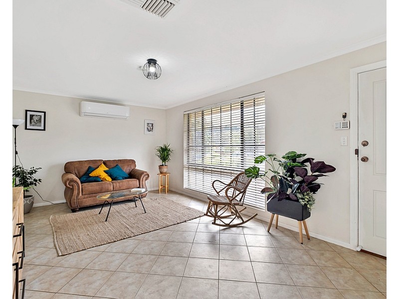 12 Kuantan Drive, Aberfoyle Park SA 5159