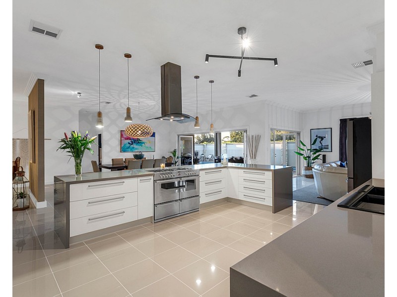 16 Torrey Road, Flagstaff Hill SA 5159