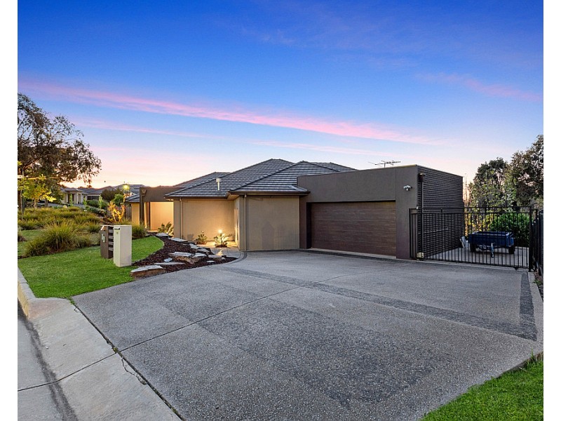 16 Torrey Road, Flagstaff Hill SA 5159
