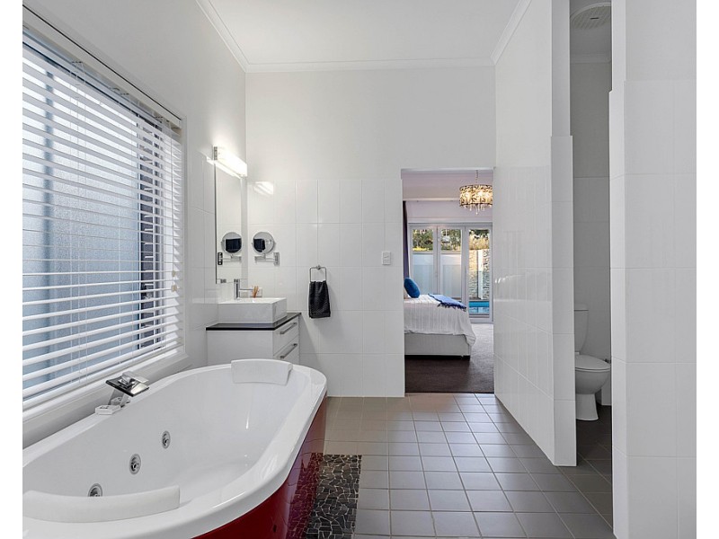 16 Torrey Road, Flagstaff Hill SA 5159