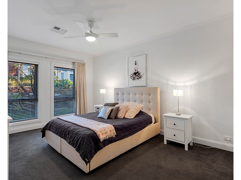 16 Torrey Road, Flagstaff Hill SA 5159