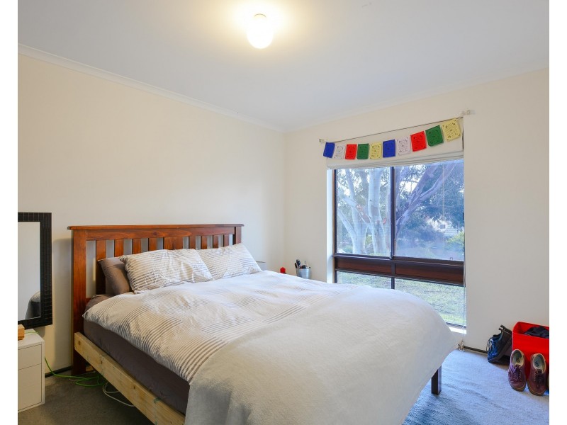 11 Maralyn Court, Aberfoyle Park SA 5159