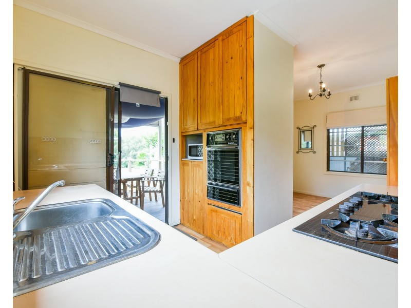 10 David Avenue, Mitchell Park SA 5043