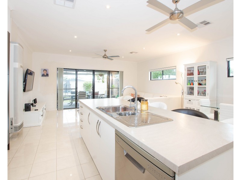 28 Kelvin Ave, Warradale SA 5046