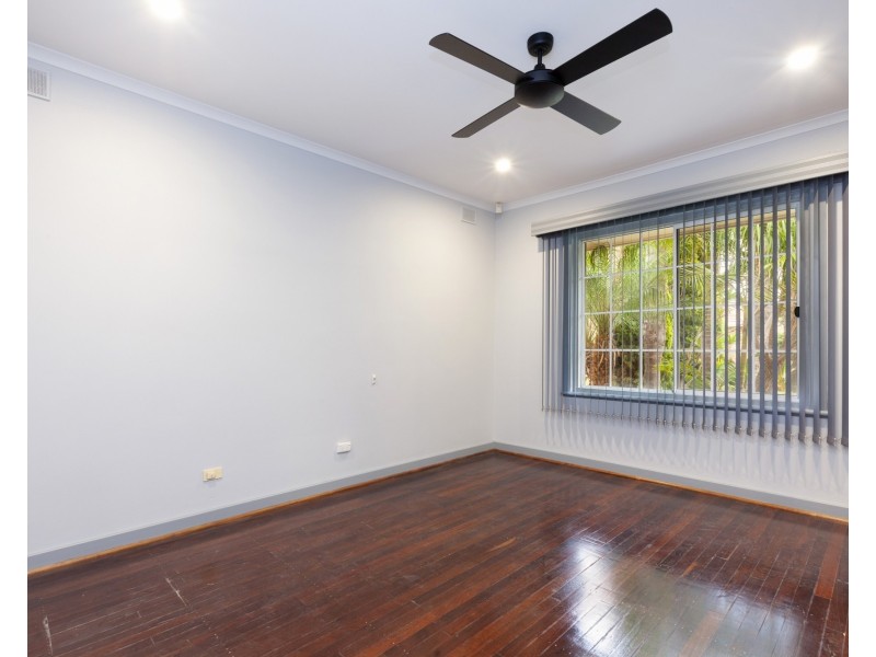 24 Samuel Street, Fulham SA 5024