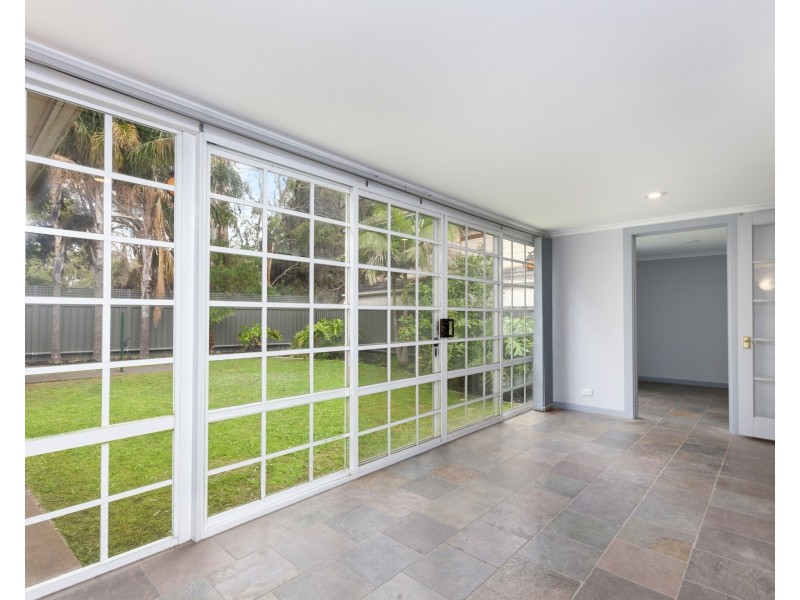 24 Samuel Street, Fulham SA 5024