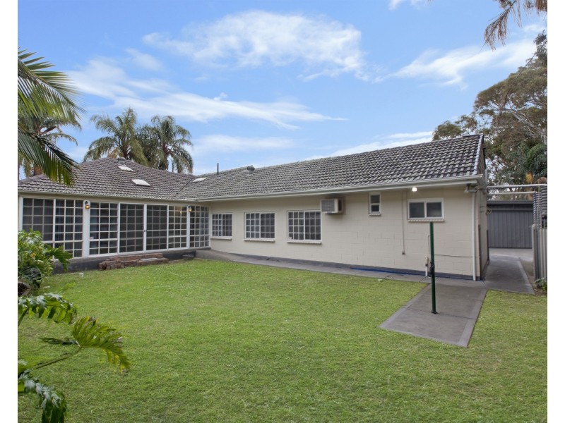 24 Samuel Street, Fulham SA 5024