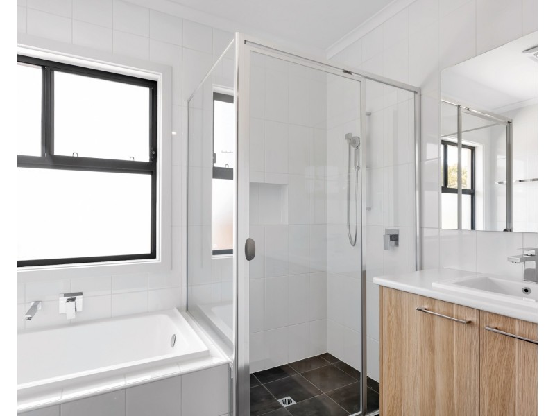 150 Bradley Grove, Mitchell Park SA 5043