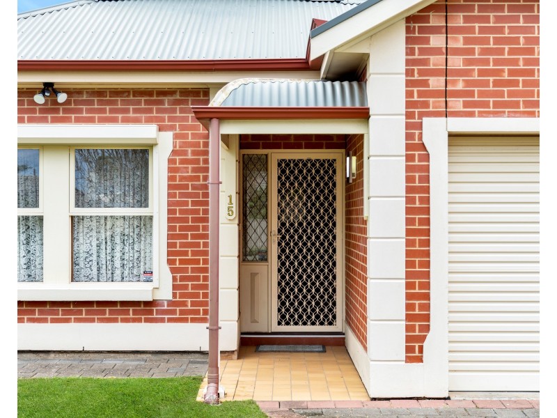 15 Doradilla Avenue, Seacombe Gardens SA 5047