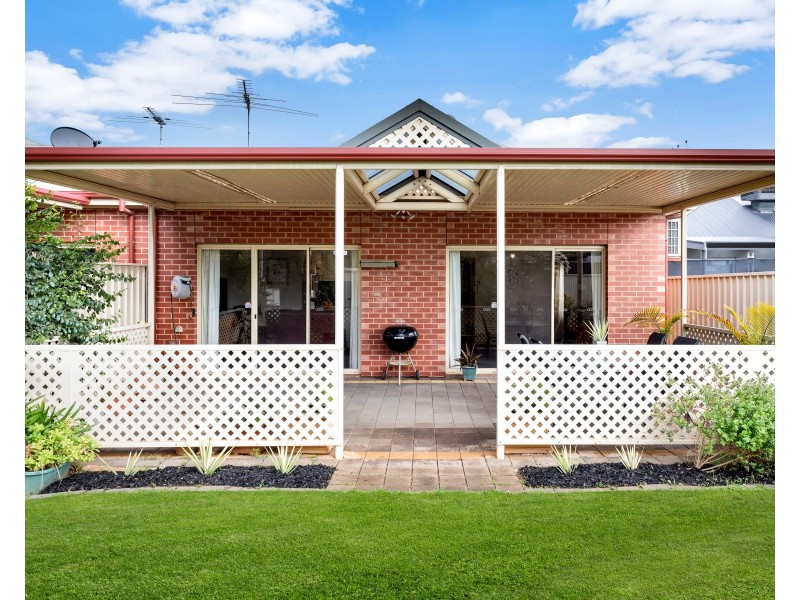 15 Doradilla Avenue, Seacombe Gardens SA 5047