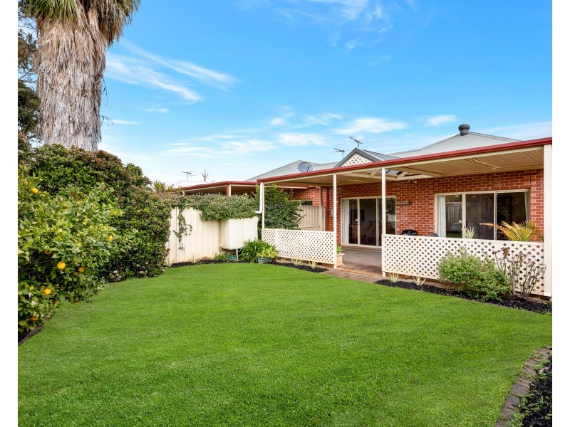 15 Doradilla Avenue, Seacombe Gardens SA 5047