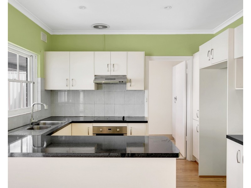 140 Reynell Road, Woodcroft SA 5162