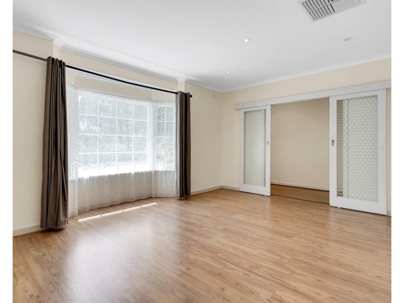 140 Reynell Road, Woodcroft SA 5162