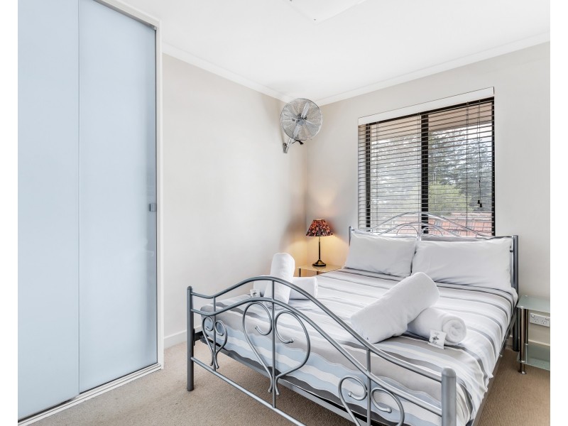 10/18 Broadway, Glenelg South SA 5045