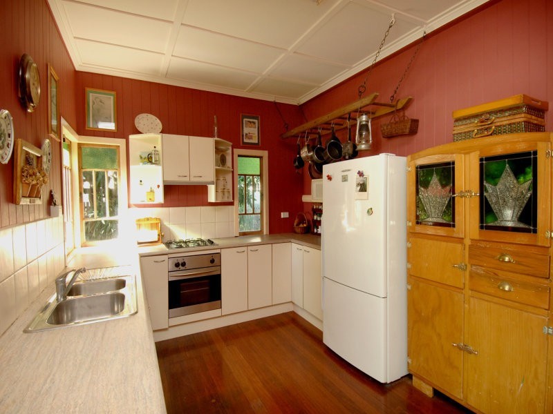 48 Sunbeam Street, Fairfield QLD 4103