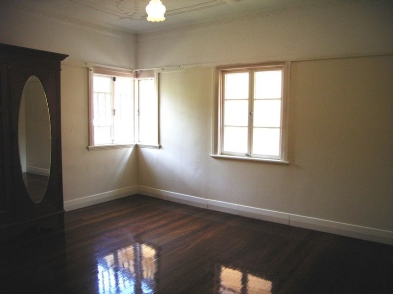 48 Sunbeam Street, Fairfield QLD 4103