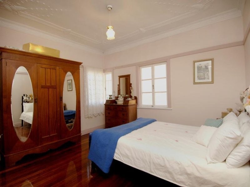 48 Sunbeam Street, Fairfield QLD 4103