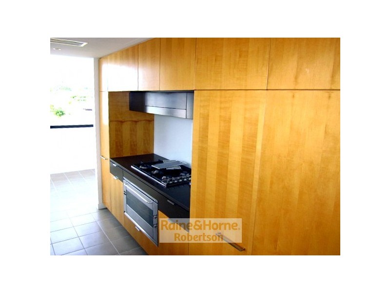 10 Pidgeon Close, West End QLD 4101