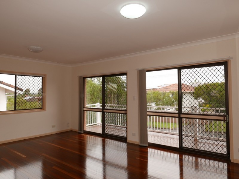 28 Fleetwood Street, Macgregor QLD 4109