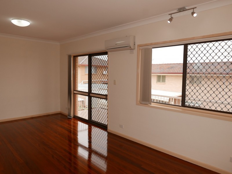 28 Fleetwood Street, Macgregor QLD 4109