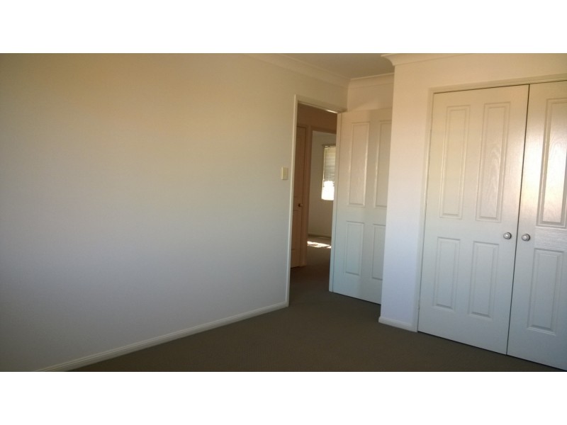 10 Vinal Street, Robertson QLD 4109