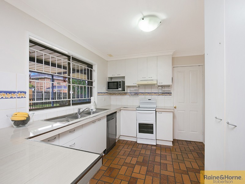 11 Cranberry Street, Eight Mile Plains QLD 4113