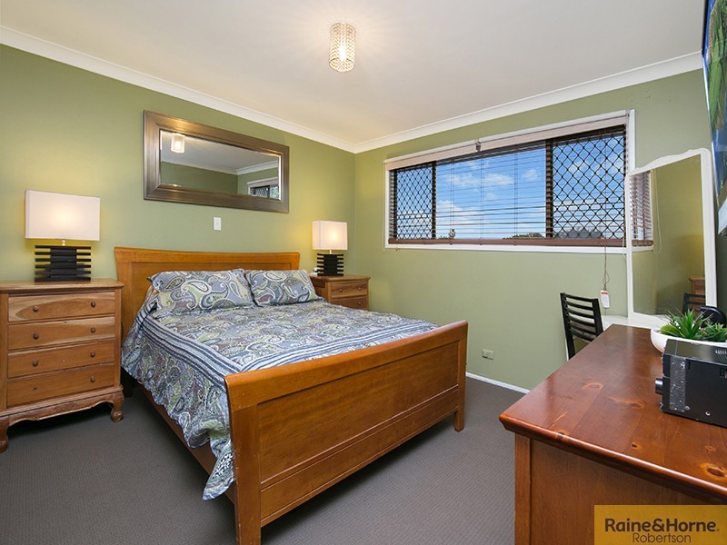 11 Cranberry Street, Eight Mile Plains QLD 4113