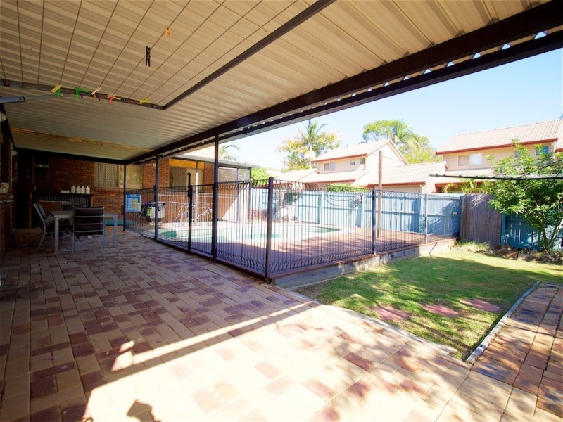 73 Stones Road, Sunnybank Hills QLD 4109