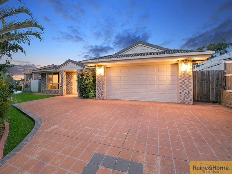 26 Daffodil Crescent, Calamvale QLD 4116