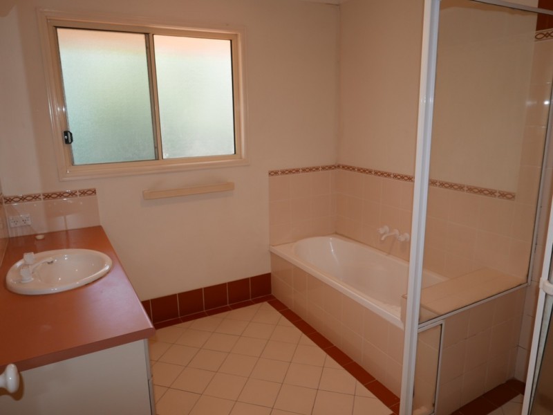 28/36 Andrew Street, Balmoral QLD 4171