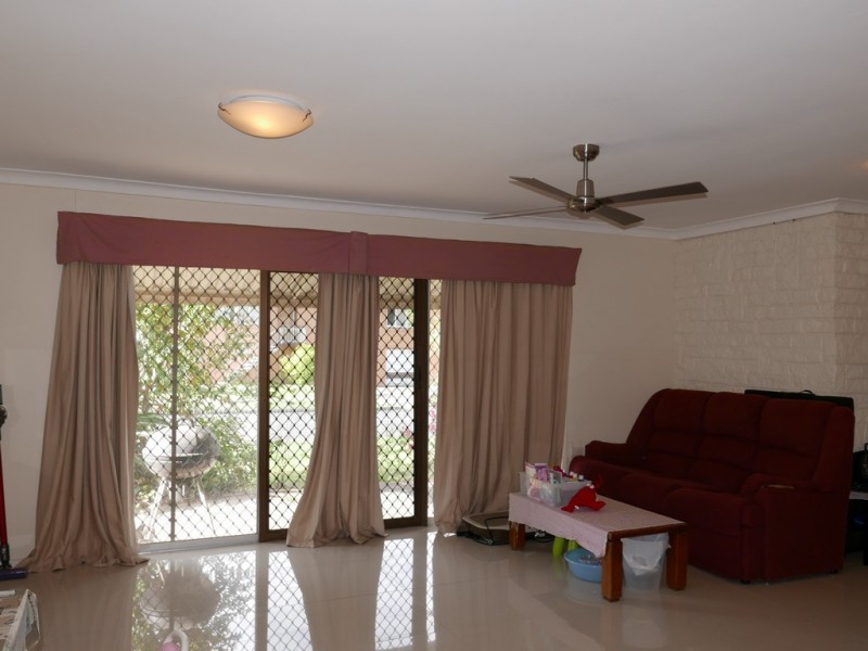 34 Grout Street, Macgregor QLD 4109