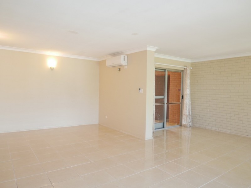 7 Monteith Street, Robertson QLD 4109