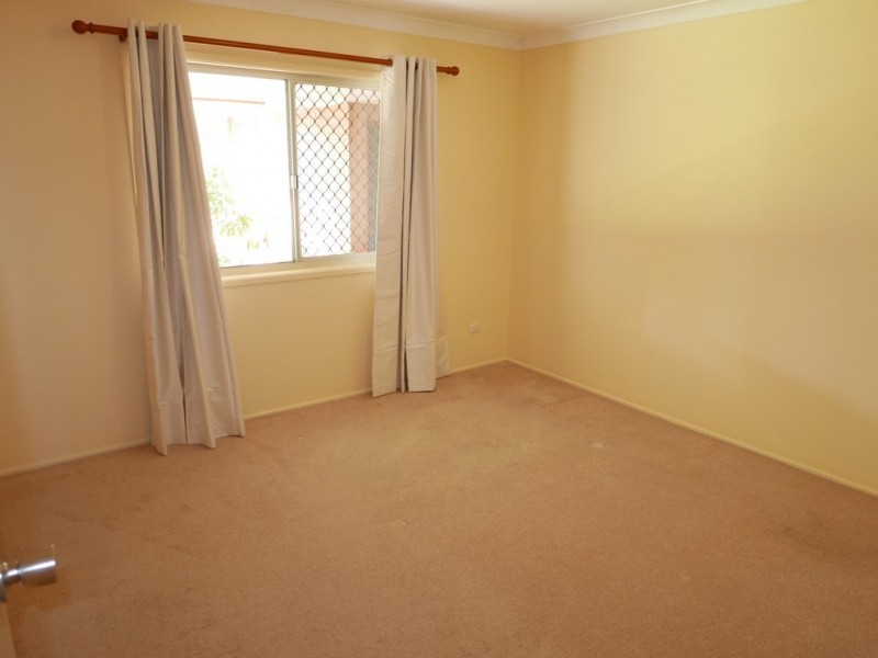 7 Monteith Street, Robertson QLD 4109