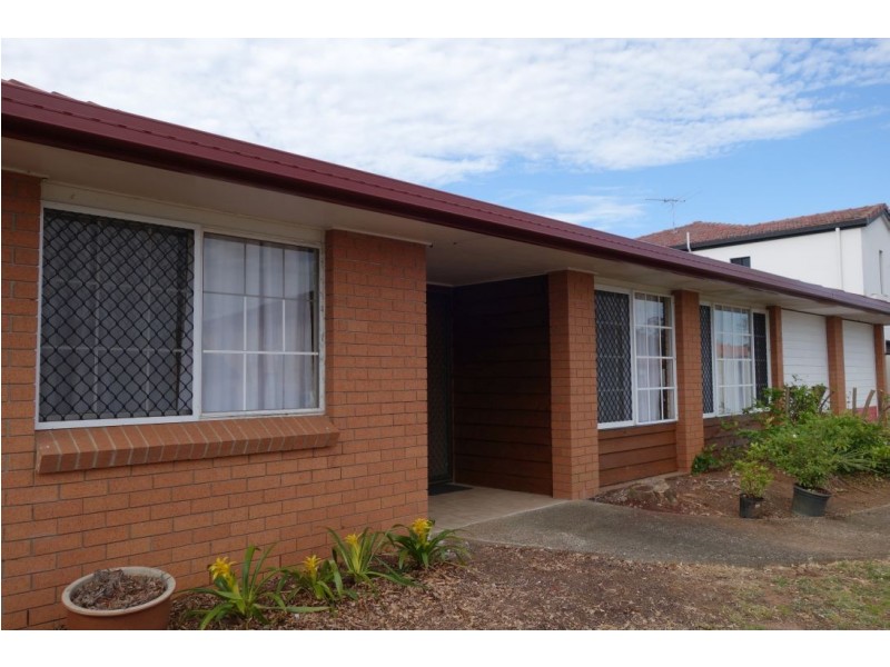 7 Monteith Street, Robertson QLD 4109